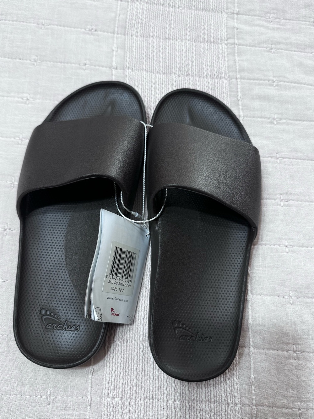 Archies Unisex Comfort Slides – Brown - Picture 7 of 7